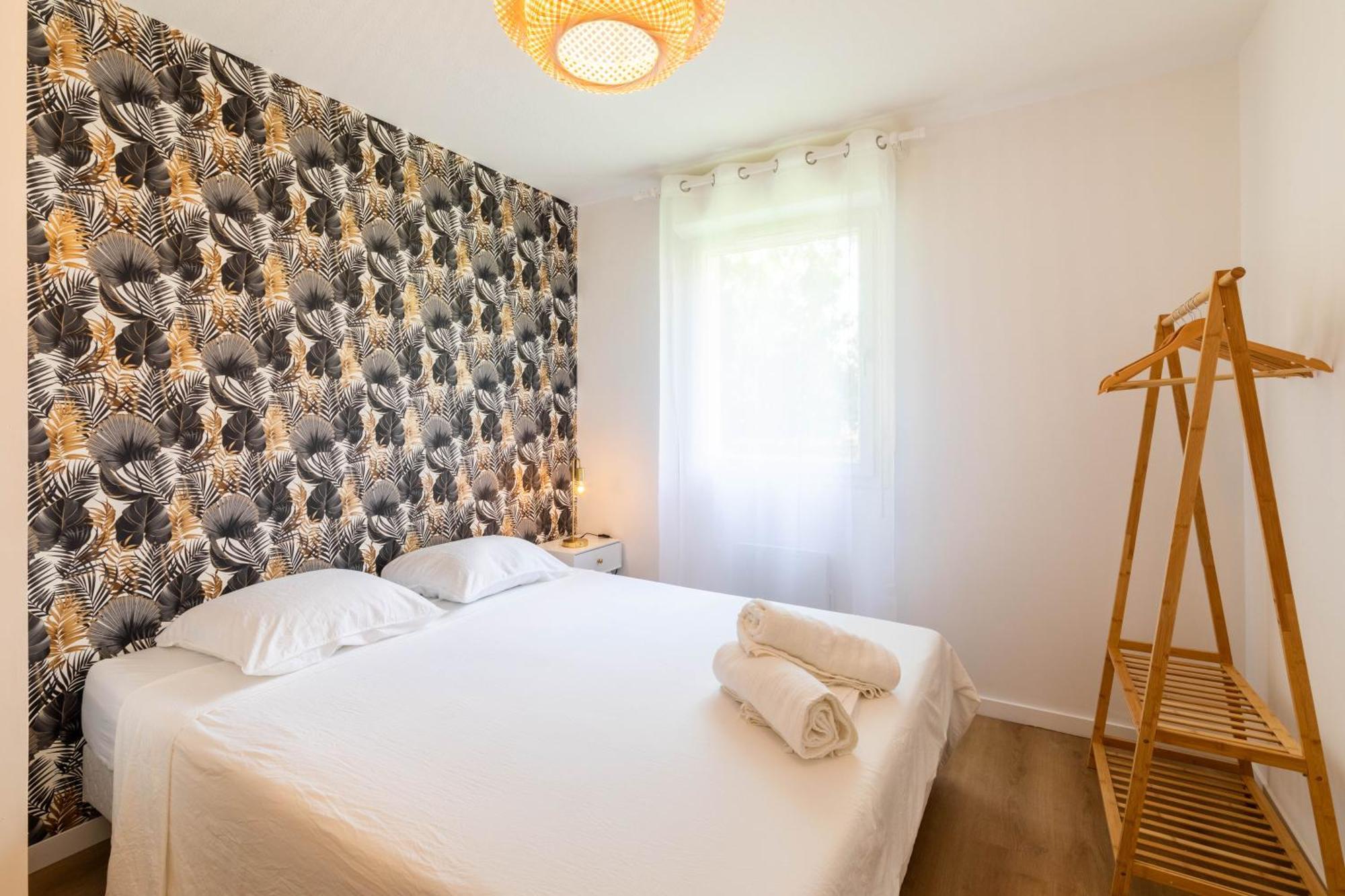 Appartamento Zenitude-T3-Terrasse-Parking Agen Esterno foto