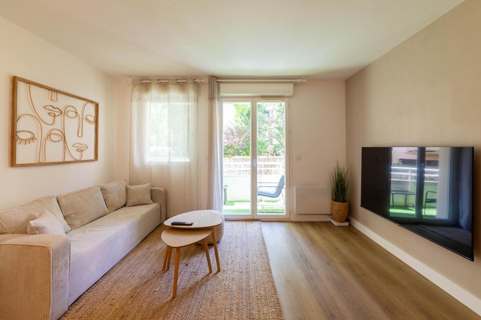 Appartamento Zenitude-T3-Terrasse-Parking Agen Esterno foto