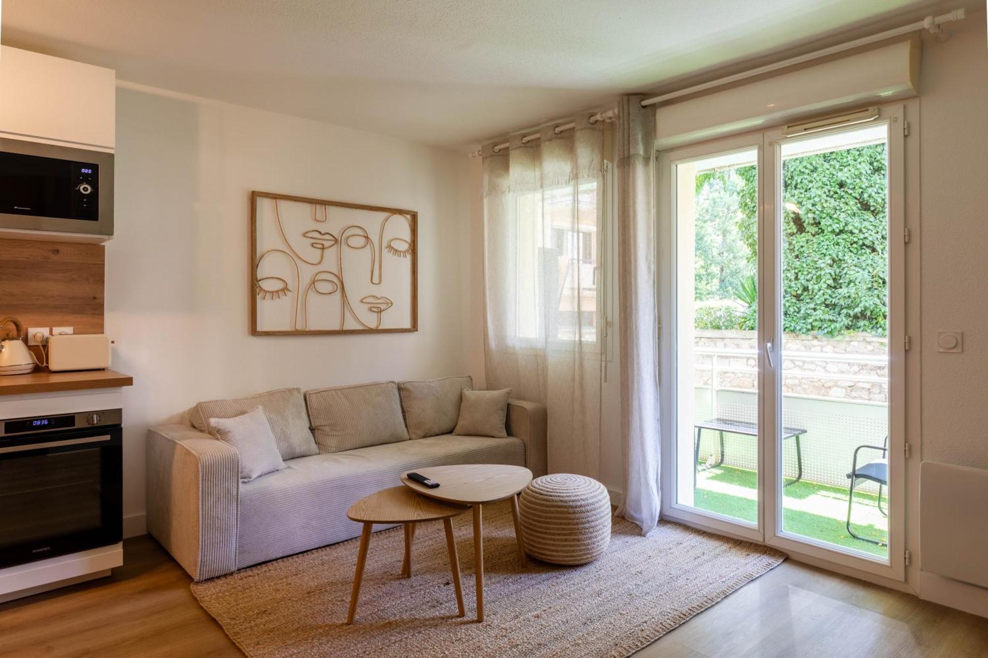 Appartamento Zenitude-T3-Terrasse-Parking Agen Esterno foto