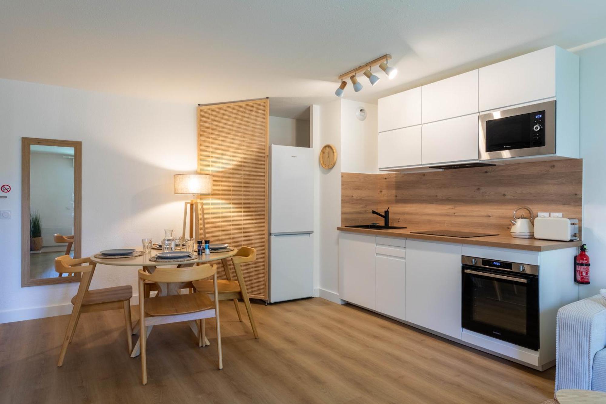 Appartamento Zenitude-T3-Terrasse-Parking Agen Esterno foto
