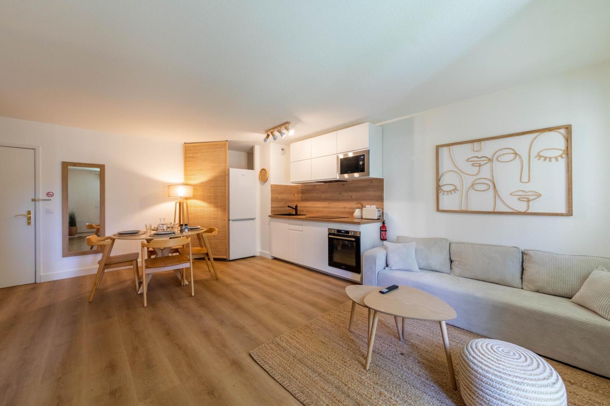 Appartamento Zenitude-T3-Terrasse-Parking Agen Esterno foto