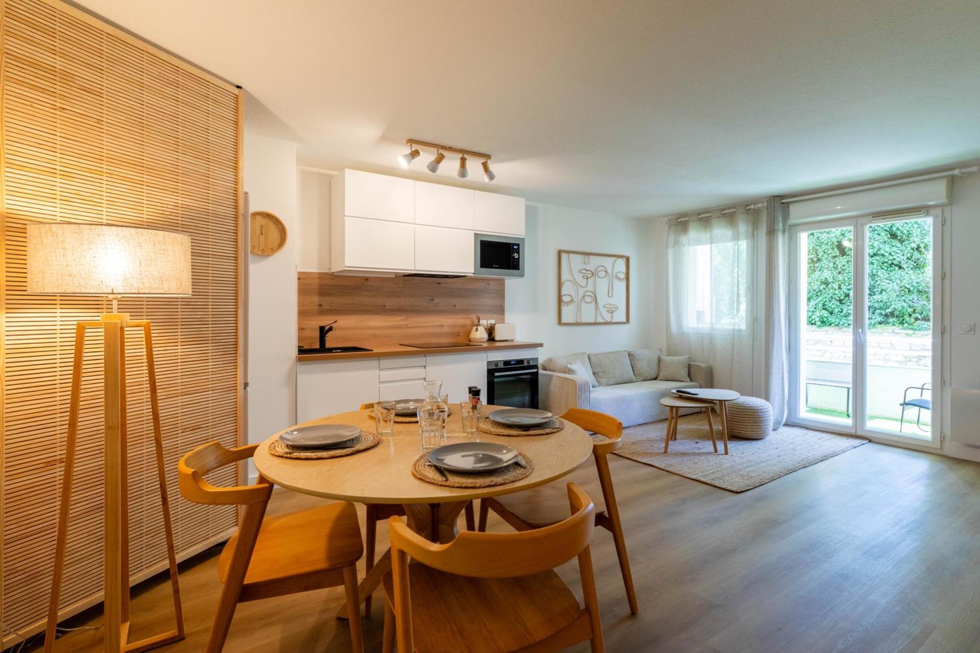Appartamento Zenitude-T3-Terrasse-Parking Agen Esterno foto
